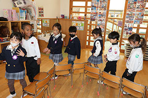 フェスティバル いす取りゲーム　C