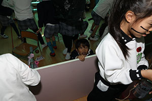 お化け屋敷ごっこ　B