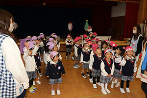 色々運びリレー　ばら・すみれ