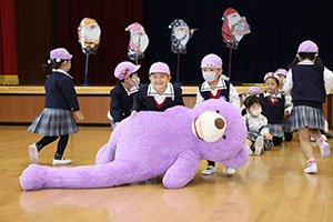 色々運びリレー　ばら・すみれ