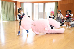 色々運びリレー　ばら・すみれ