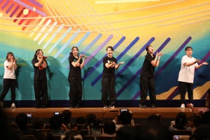 リズムフェスティバル午前　職員　アトラクション