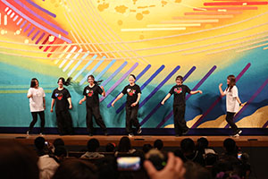 リズムフェスティバル午後　職員アトラクション