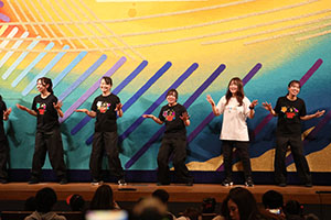 リズムフェスティバル午後　職員アトラクション