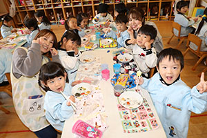 もちつき大会　きりん・ぱんだ・こあら (2歳児クラス）NO．2