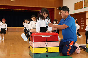 体操教室　ー跳び箱ー　さくら