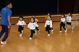 体操教室　ー跳び箱ー　さくら