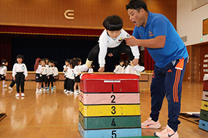 体操教室　ー跳び箱ー　さくら