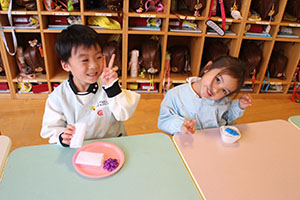 おもちつきごっこ　ぱんだ