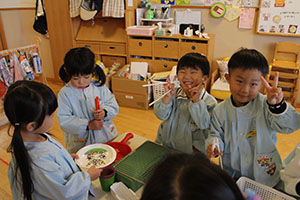 おもちつきごっこ　ぱんだ