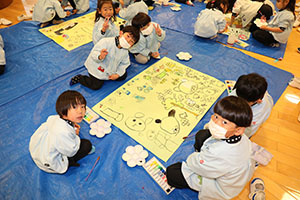 みんなの絵が完成しました　すみれ・A