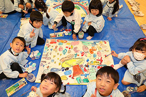 みんなの絵が完成しました　すみれ・A