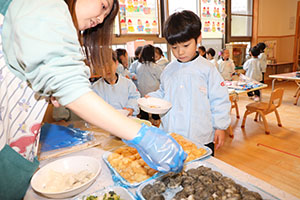 もちつき大会　うさぎ・りす・ことり 　NO．2