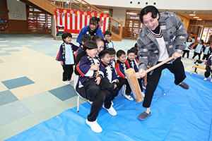 もちつき大会　年中組　NO.1