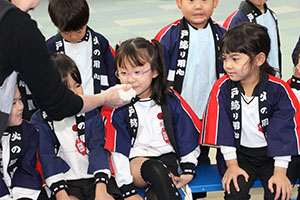 もちつき大会　年中組　NO.1