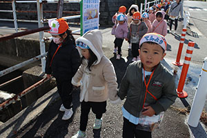 お散歩へでかけました　こあら・E