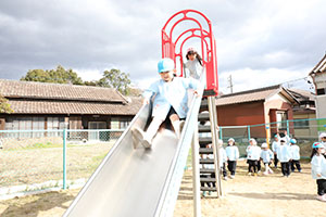 お散歩へでかけました　さくら・たんぽぽ