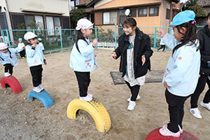 お散歩へでかけました　さくら・たんぽぽ