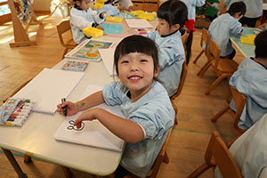 クリスマスツリーの制作　ぱんだ