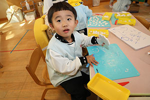 クリスマスツリーの制作　ぱんだ