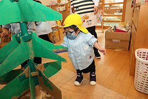 クリスマスツリーの制作　ぱんだ