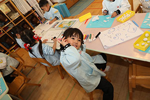 クリスマスツリーの制作　ぱんだ