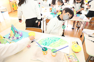 クリスマスの帽子の制作　A