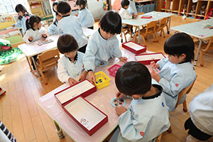 クリスマスの制作　ことり