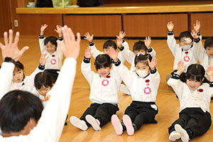 体操教室　ー跳び箱ー　ばら