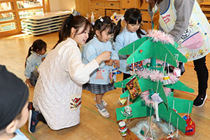 クリスマスツリーの飾り付け✨🎄　ぱんだ