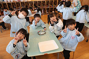 クリスマスリースの制作✨　E