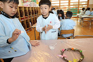 クリスマスリースの制作✨　E