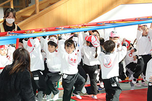 新しいうんていが届きました☆