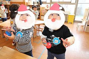 サンタさんに変身🎅　ぺんぎん