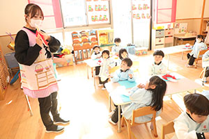 サンタさんの制作　りす