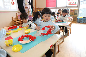 サンタさんの制作　りす