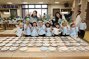 陶芸教室　楽しかったね　年長A・B　NO．2