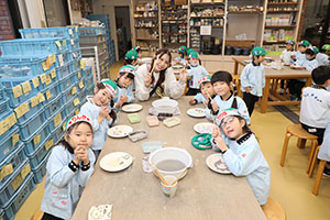 陶芸教室　楽しかったね　年長A・B　NO．2