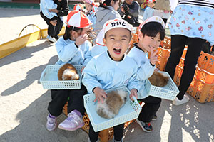 ふれあい動物園　たのしかったね　年少組