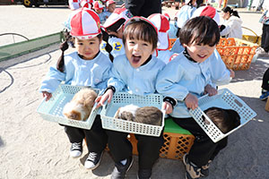 ふれあい動物園　たのしかったね　年少組