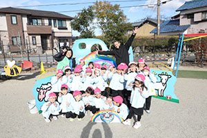 ふれあい動物園　たのしかったね　年中組　ひよこ・あひる・ぺんぎん　NO.2