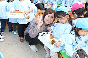 ふれあい動物園　たのしかったね　年中組　ひよこ・あひる・ぺんぎん　NO.1