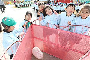 ふれあい動物園　たのしかったね　年長組