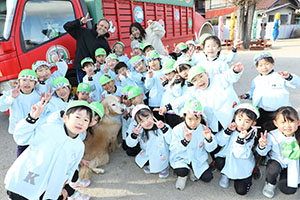 ふれあい動物園　たのしかったね　年長組