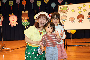 ふれあいコンサート エンゼルキッズクラブ・2歳児クラス