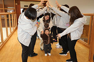 ふれあいコンサート エンゼルキッズクラブ・2歳児クラス