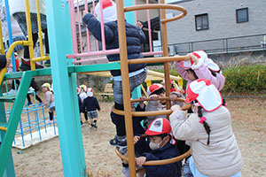 お散歩へでかけました　りす・ぱんだ