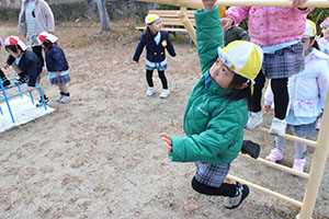 お散歩へでかけました　りす・ぱんだ