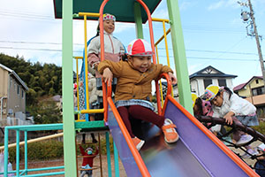 お散歩へでかけました　りす・ぱんだ