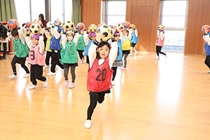 ヴィアティン三重　サッカー教室が開かれました　C・D